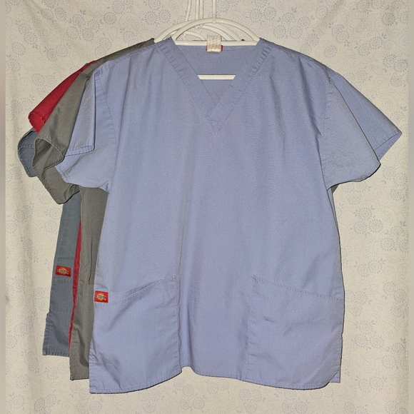 Dickies Tops - ✨️ Bundle of 4: Dickies Women's Sandwashed Scrub Top ~ Medium